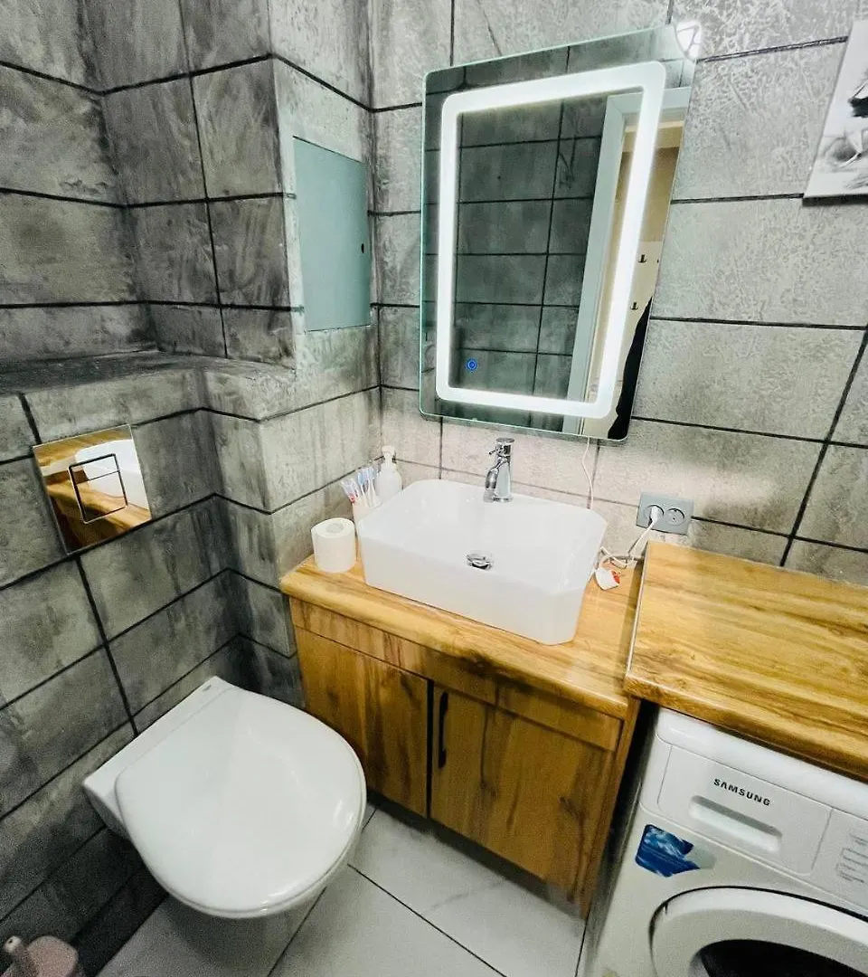 Апартаменты Moon Apartments - Самал Достык Центр Almaty